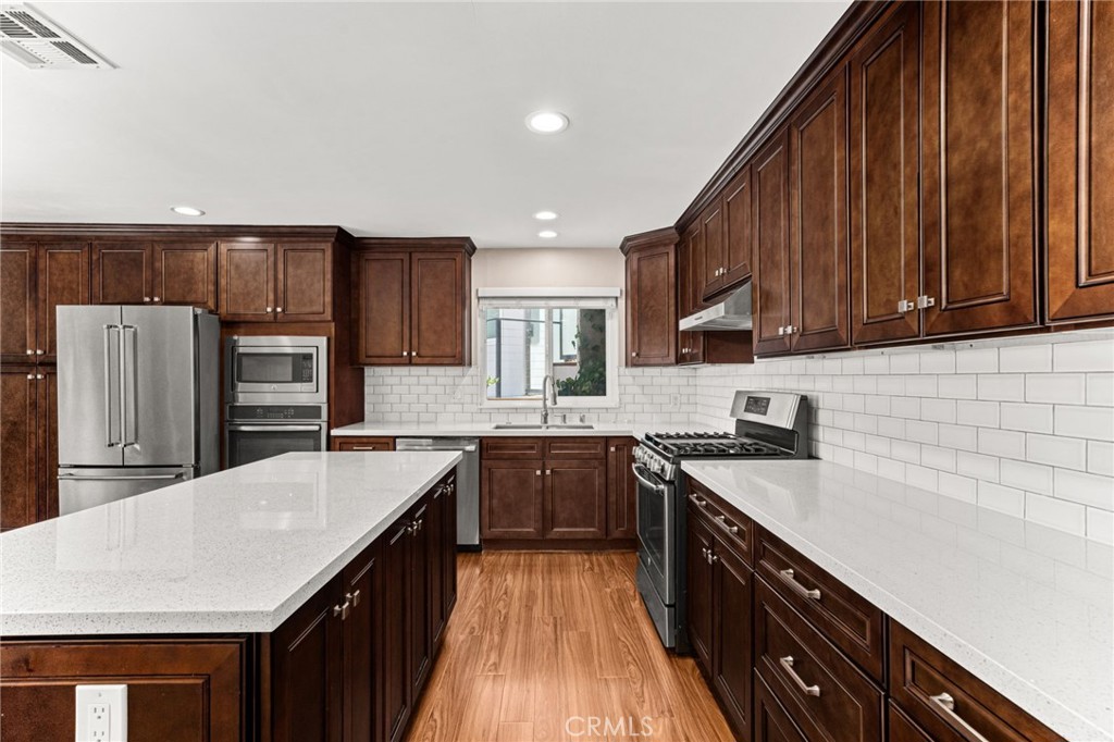 3751 Prestwick Drive