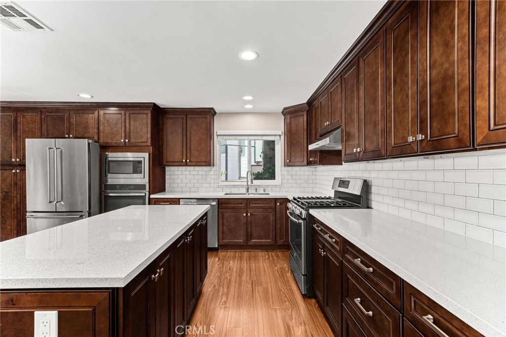 3751 Prestwick Drive