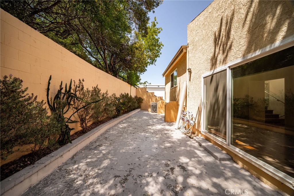 3751 Prestwick Drive