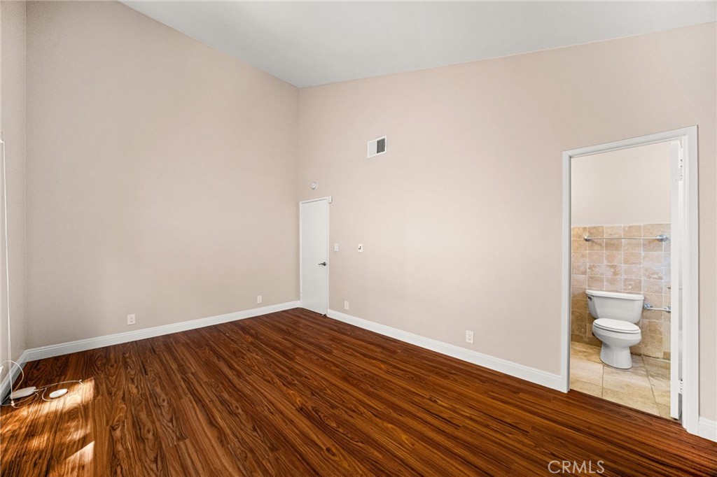 3751 Prestwick Drive