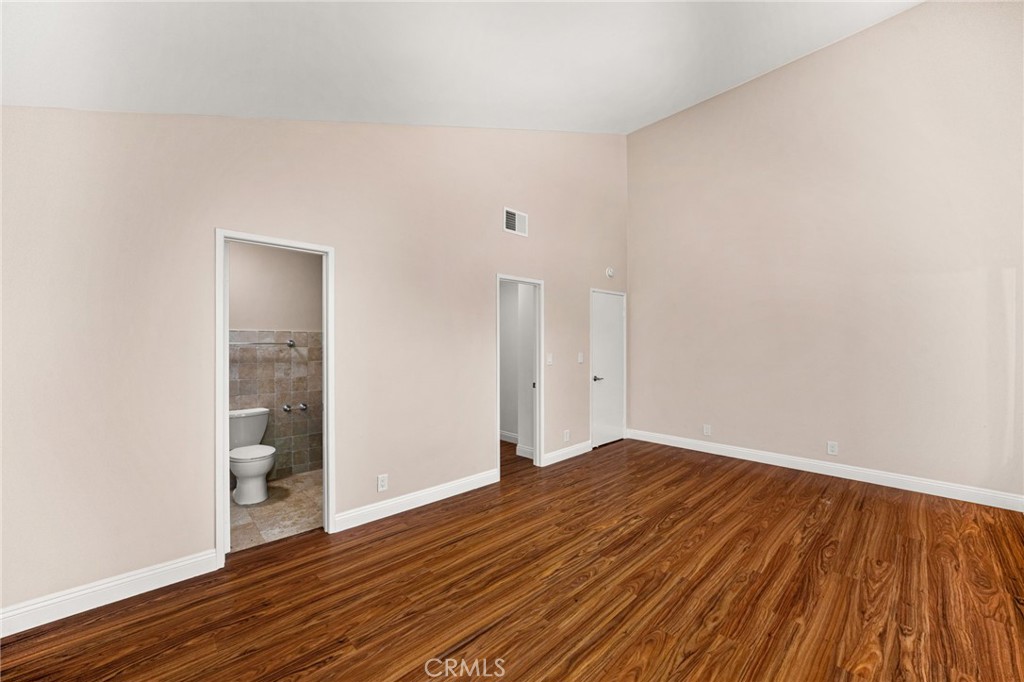 3751 Prestwick Drive