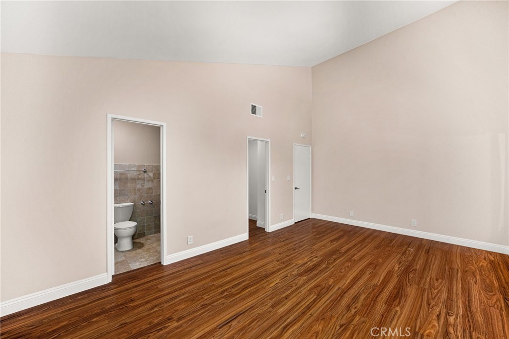 3751 Prestwick Drive