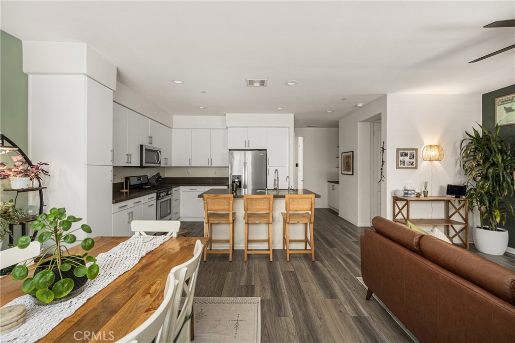 4782 E Washington Avenue