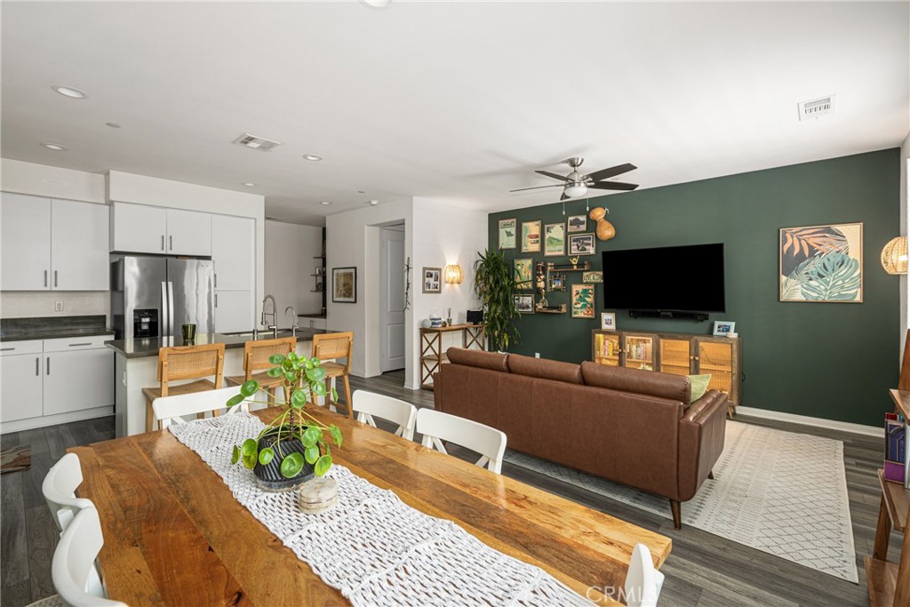 4782 E Washington Avenue