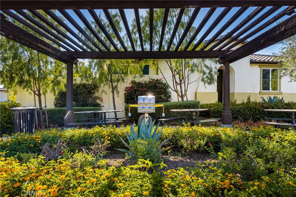 4782 E Washington Avenue