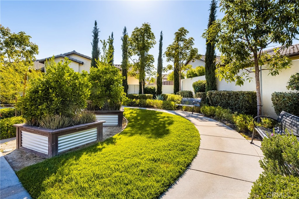 4782 E Washington Avenue