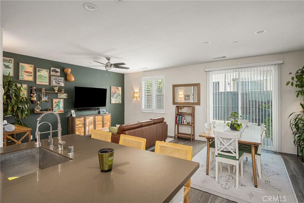 4782 E Washington Avenue