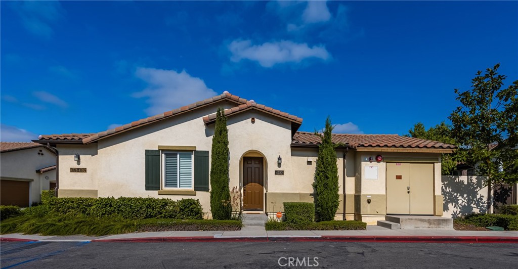 4782 E Washington Avenue