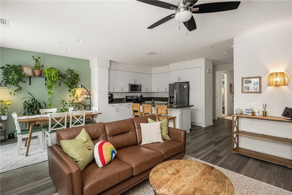 4782 E Washington Avenue