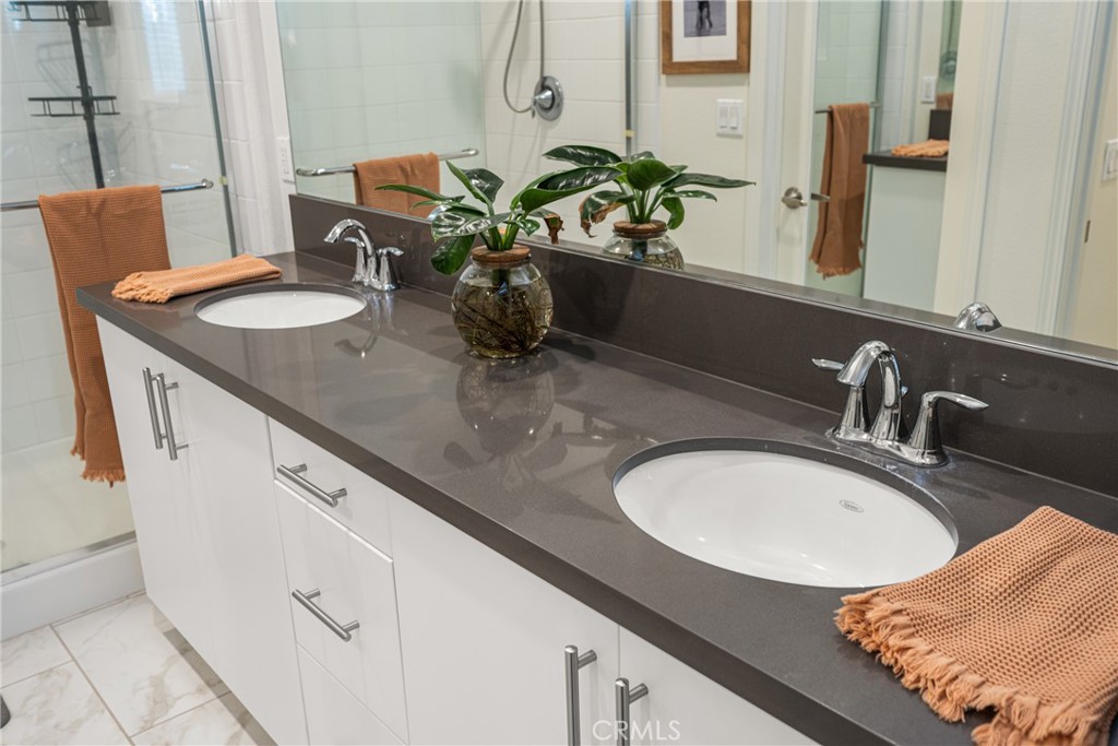 4782 E Washington Avenue