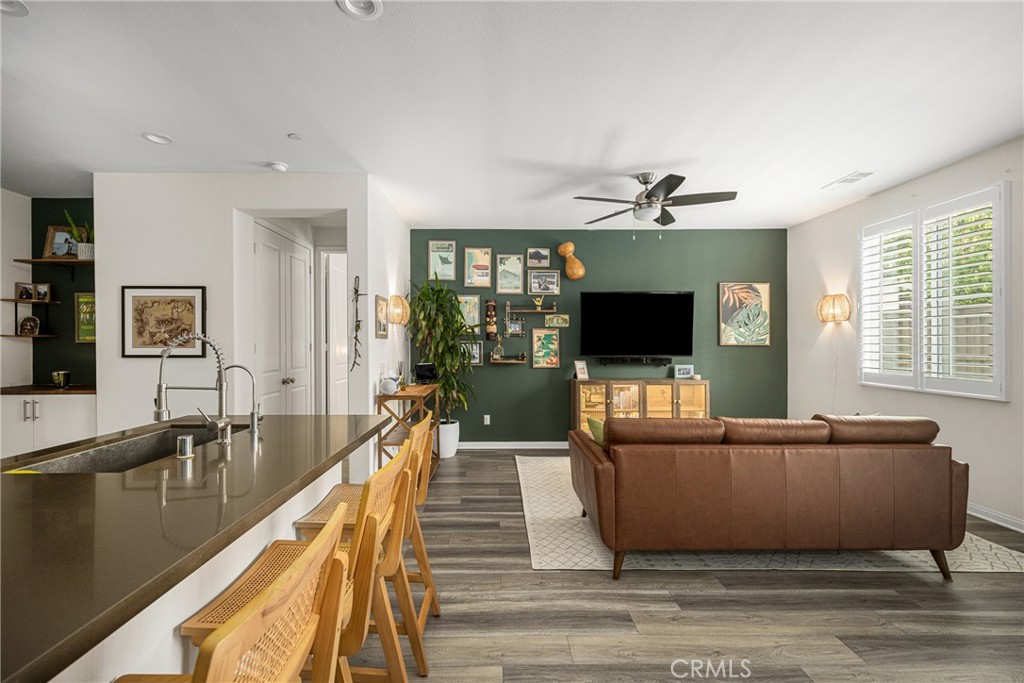 4782 E Washington Avenue