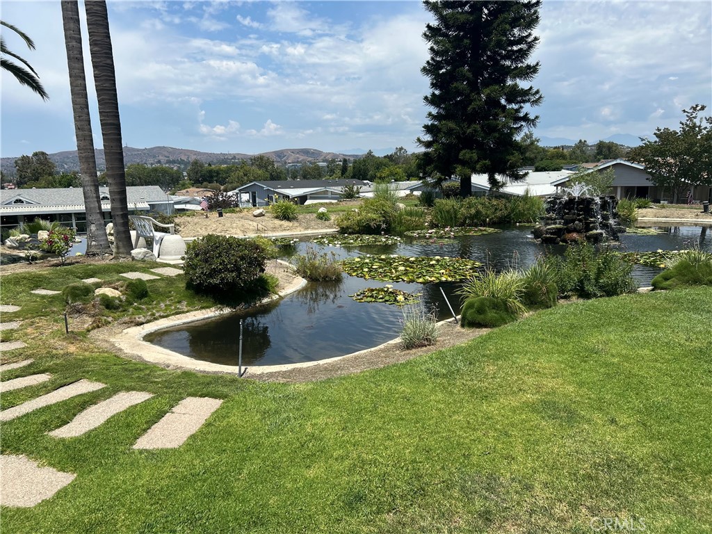 2851 Rolling Hills Drive 1