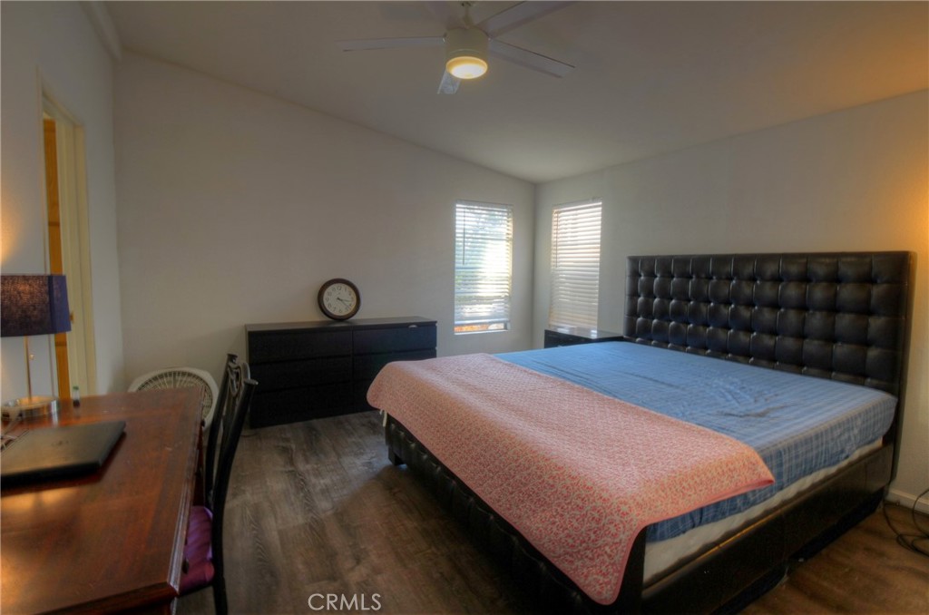 2851 Rolling Hills Drive 1