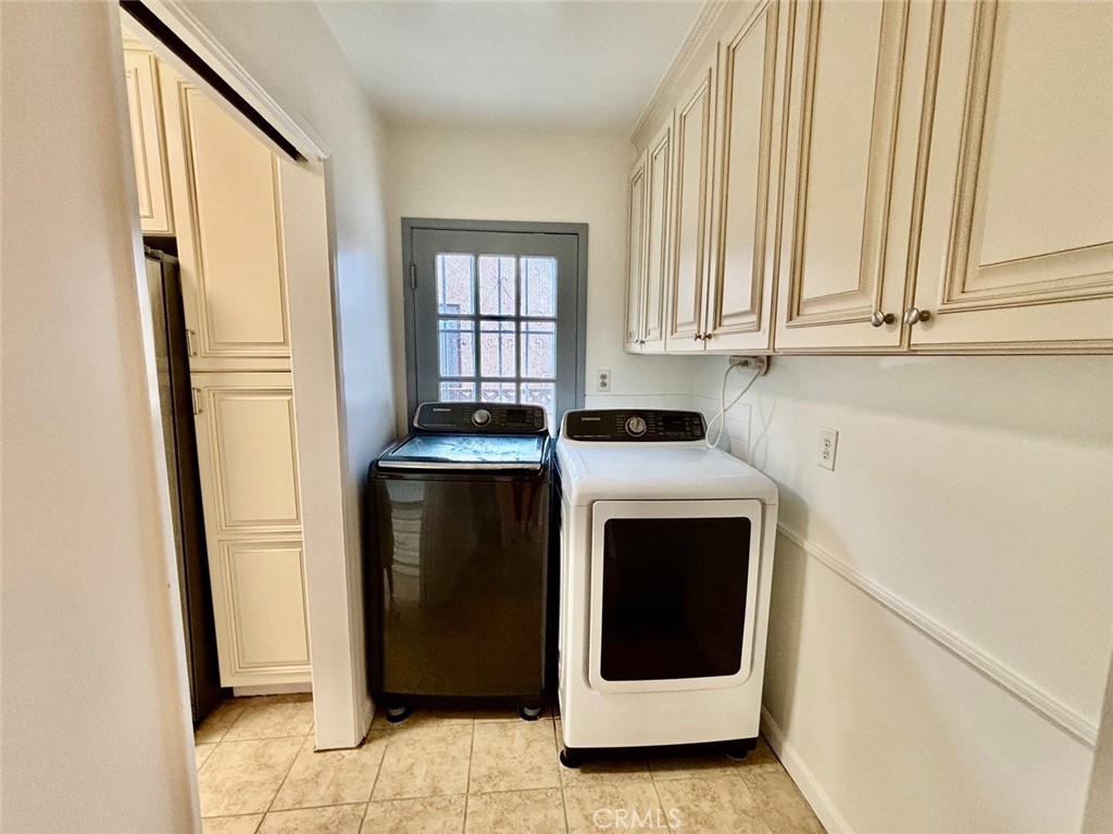 16316 Sylvanwood Avenue