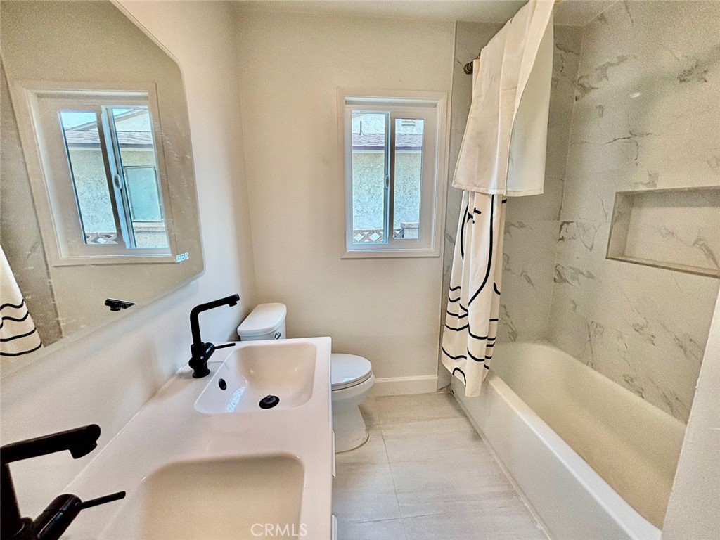 16316 Sylvanwood Avenue