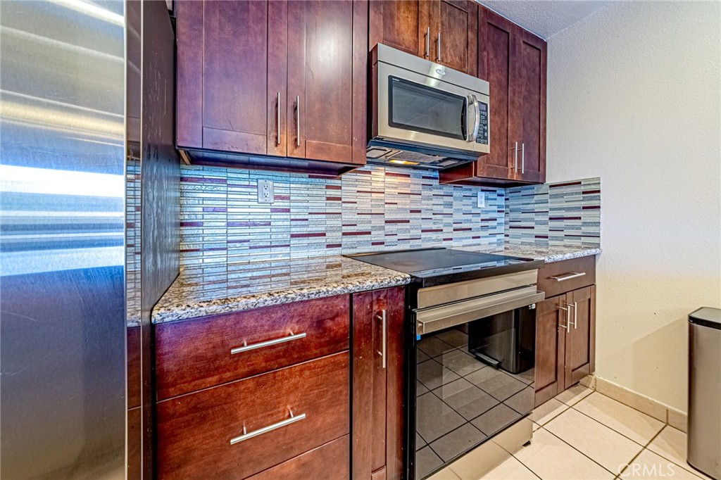 435 S La Fayette Park Place 219