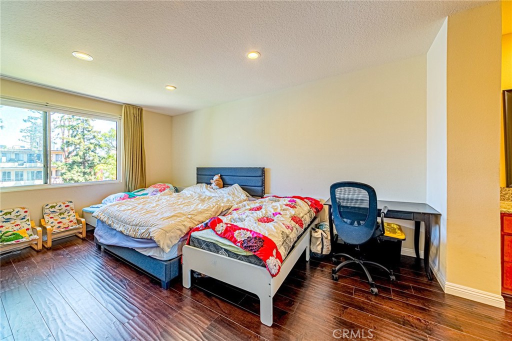 435 S La Fayette Park Place 219