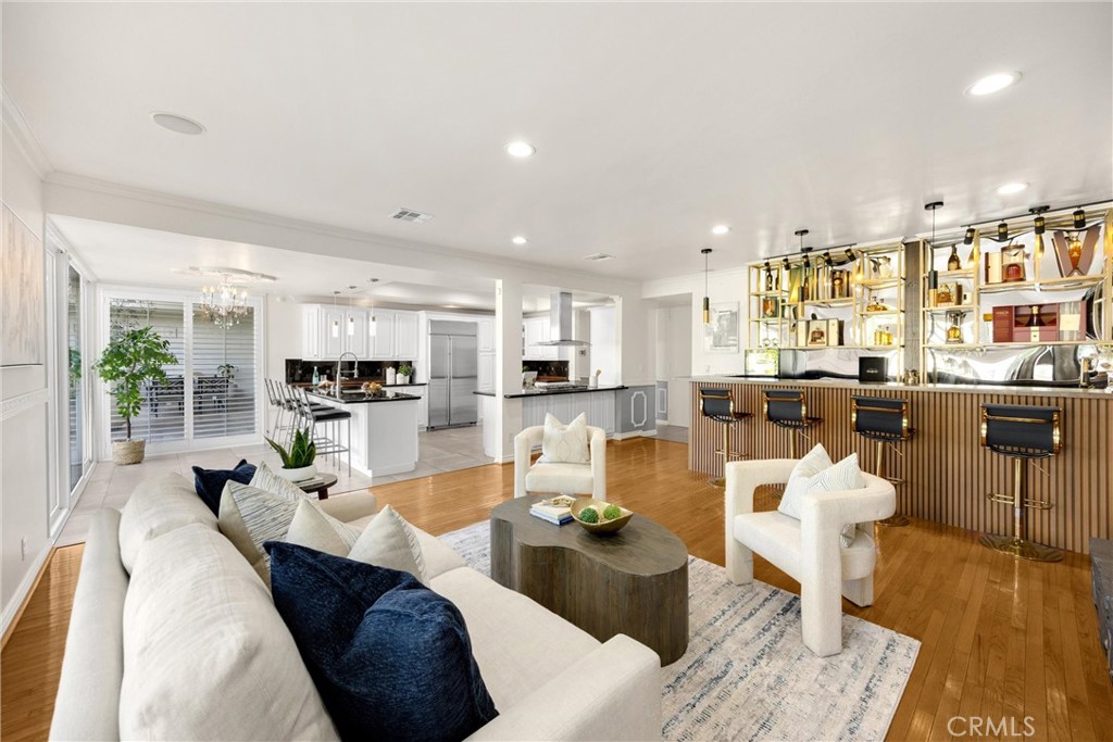 4332 Parkview Drive