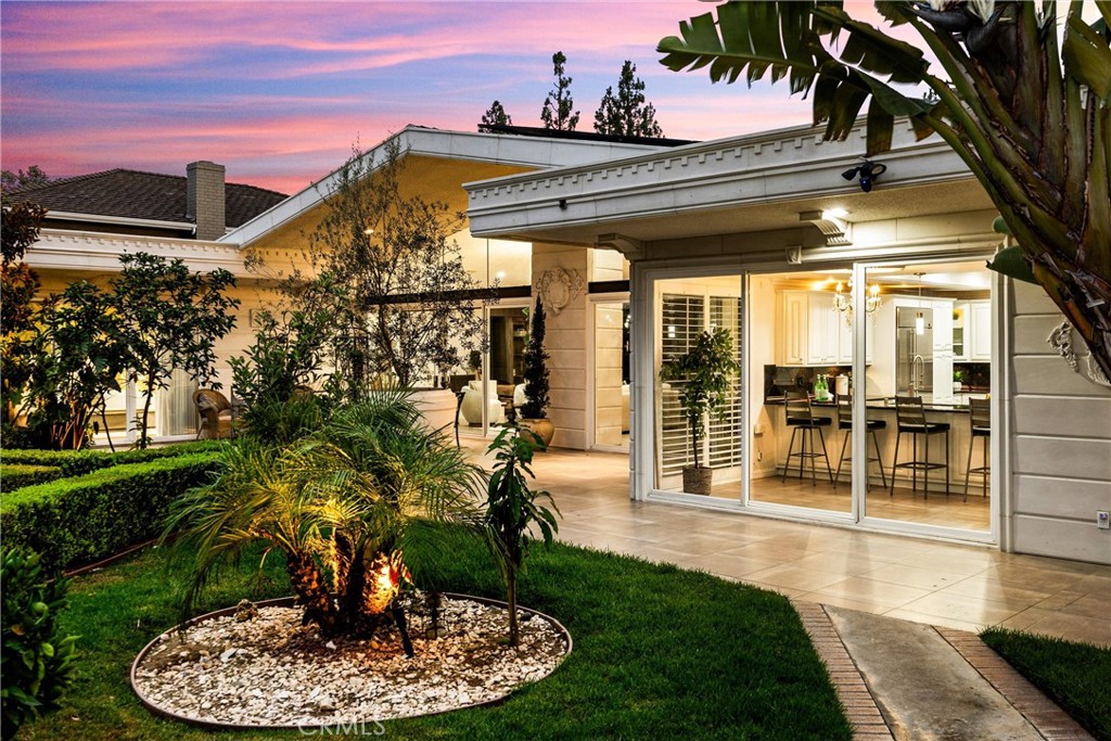 4332 Parkview Drive