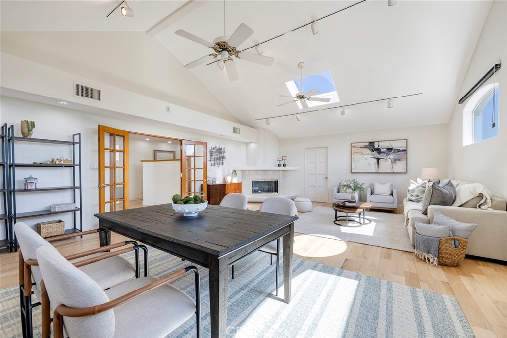 755 E Sunny Hills Rd