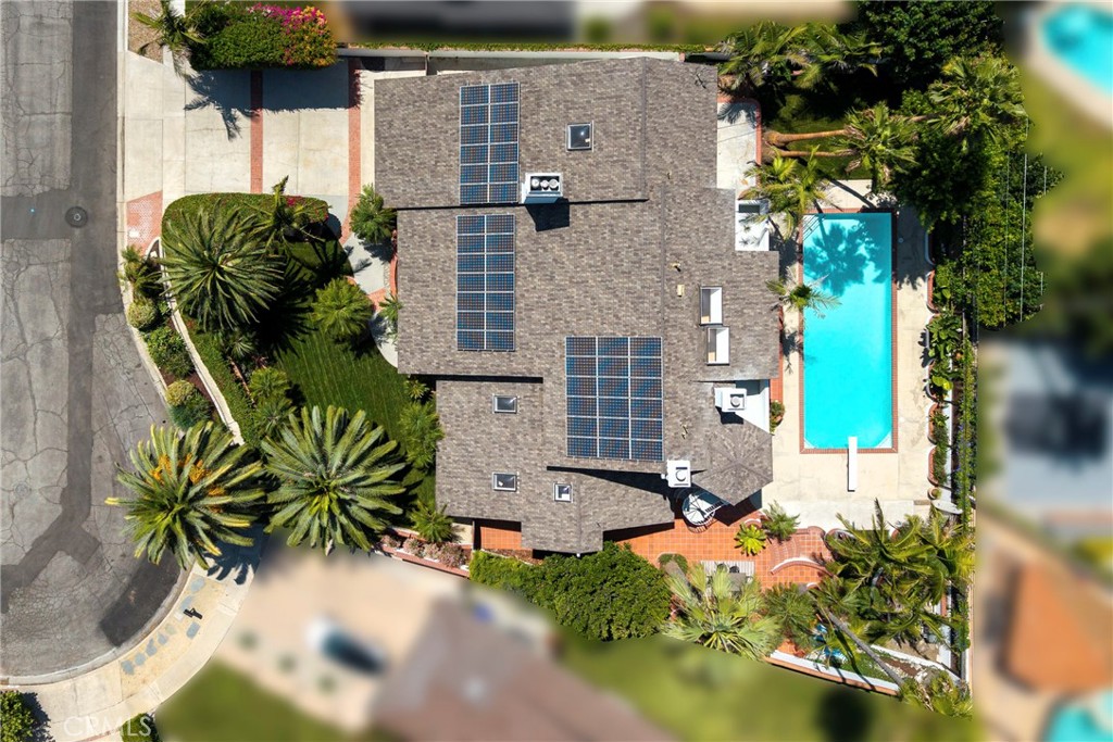 755 E Sunny Hills Rd