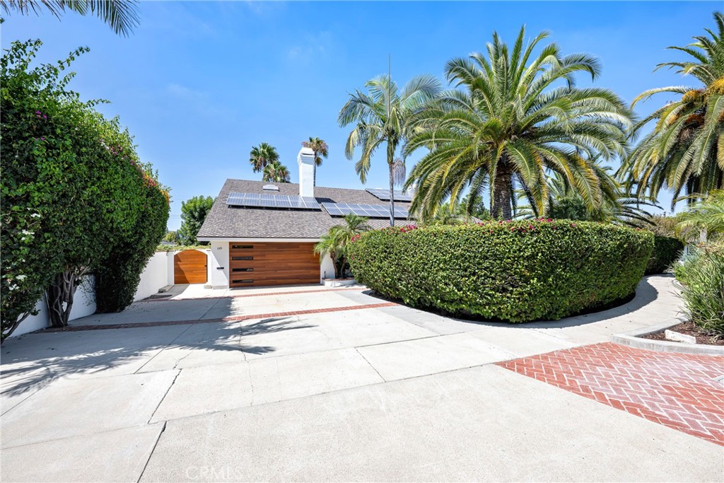 755 E Sunny Hills Rd