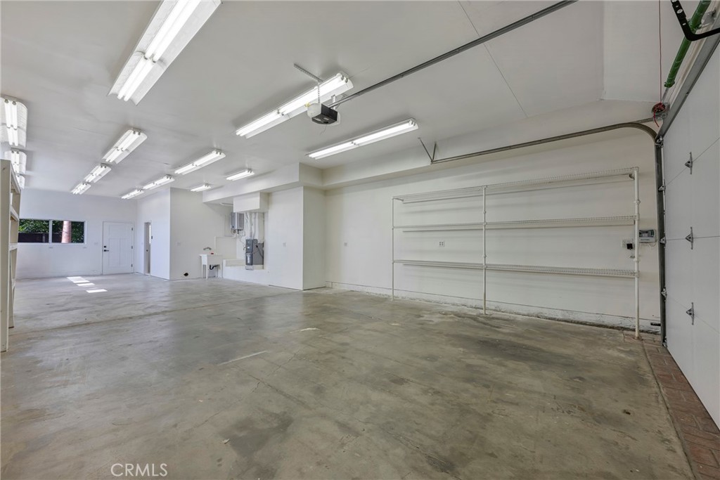 755 E Sunny Hills Rd