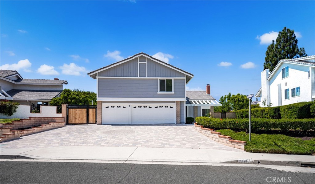 719 S Goldfinch Way