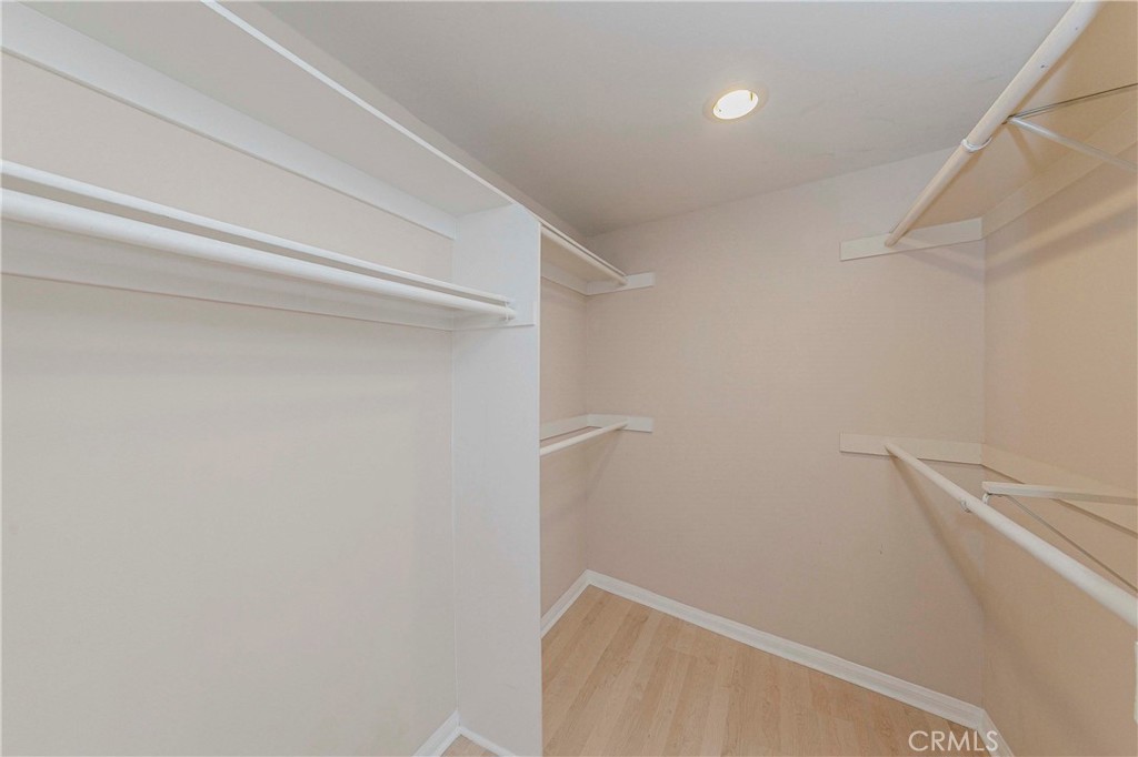 1250 Midvale Avenue 302
