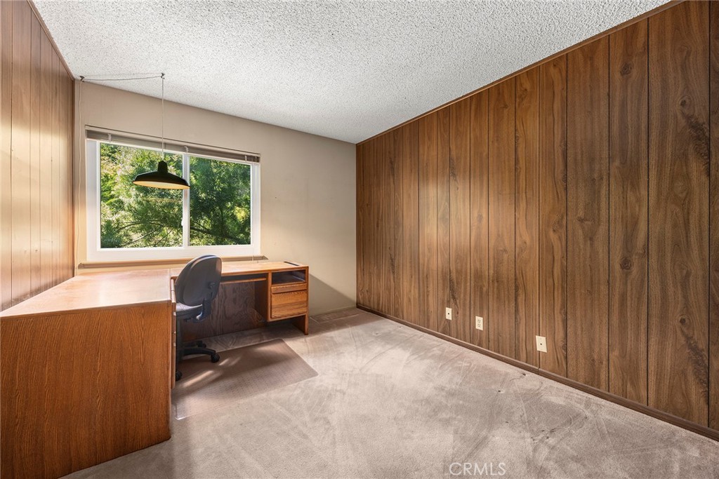 5409 Willowick Circle