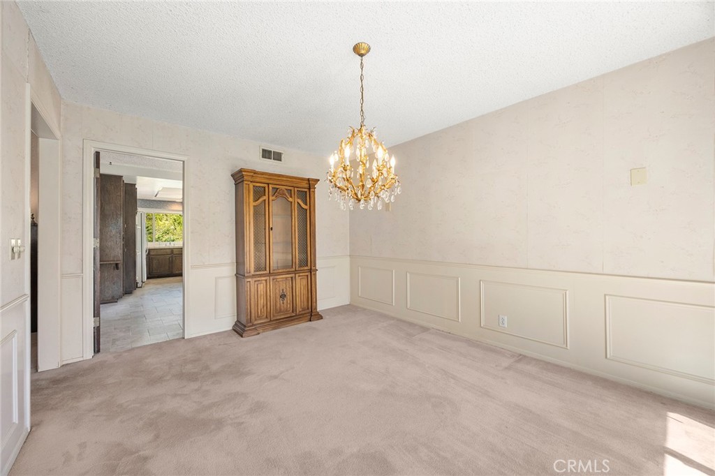 5409 Willowick Circle