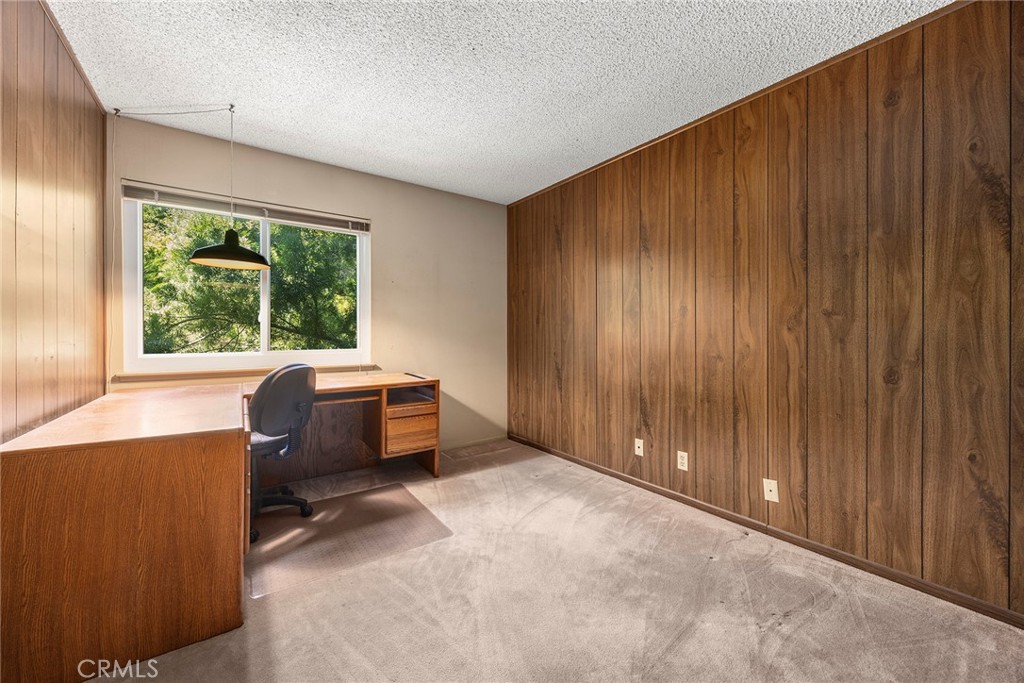 5409 Willowick Circle