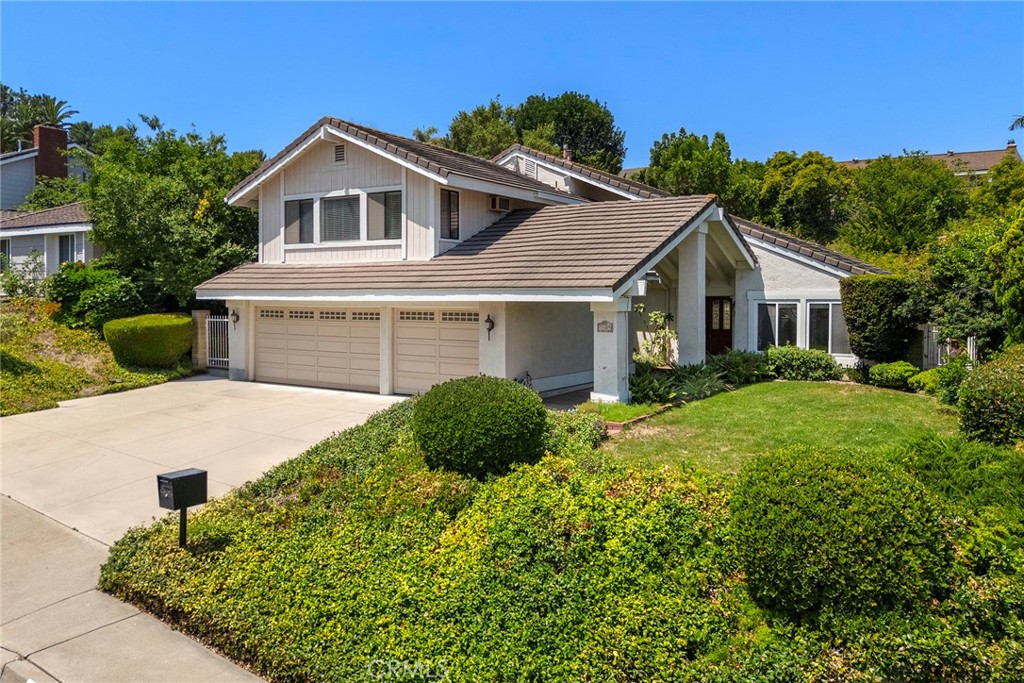 5409 Willowick Circle