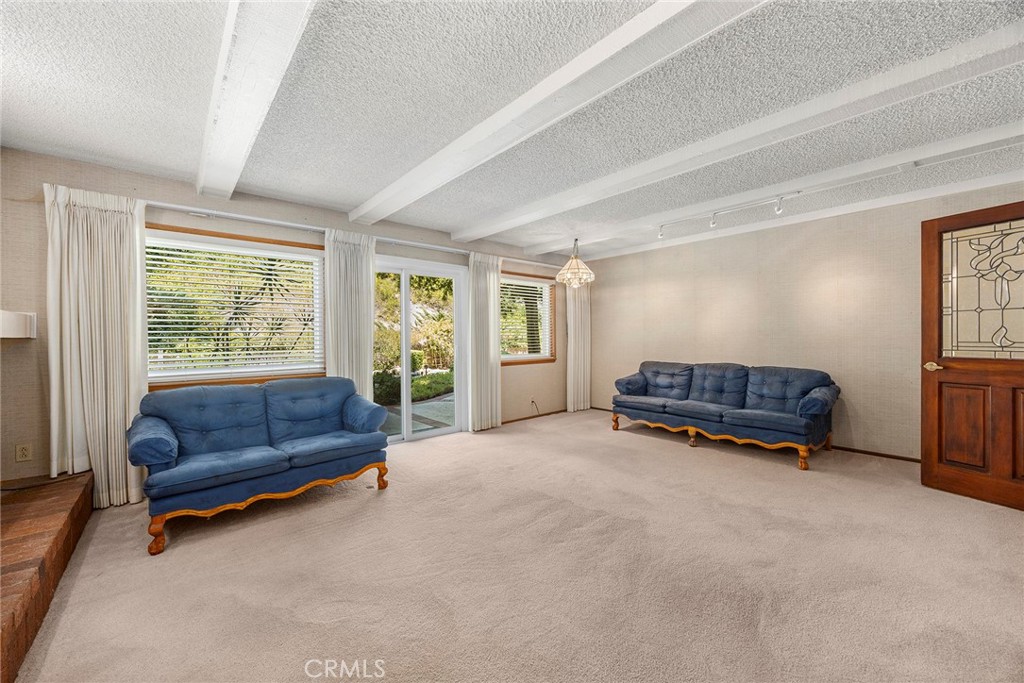 5409 Willowick Circle