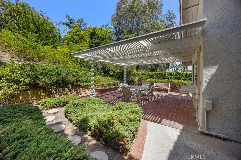 5409 Willowick Circle