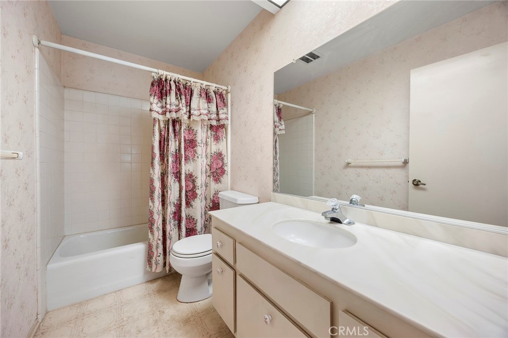 5409 Willowick Circle