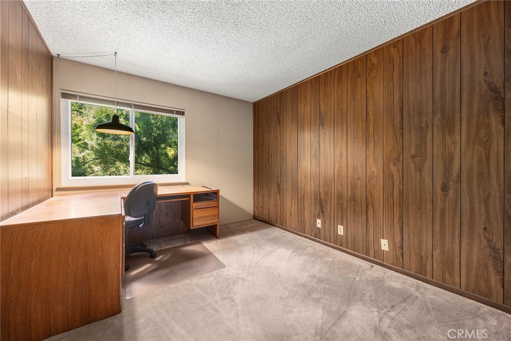 5409 Willowick Circle