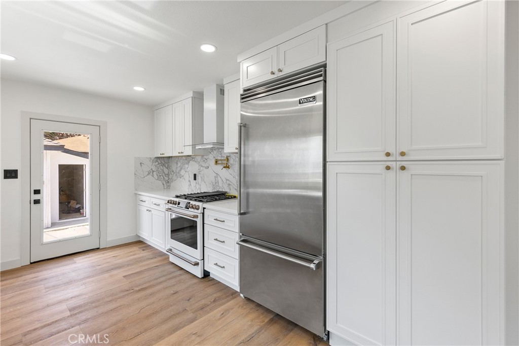 8954 Kramerwood Place