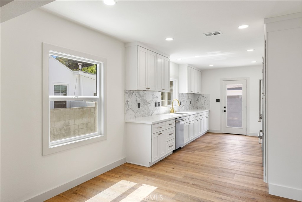 8954 Kramerwood Place