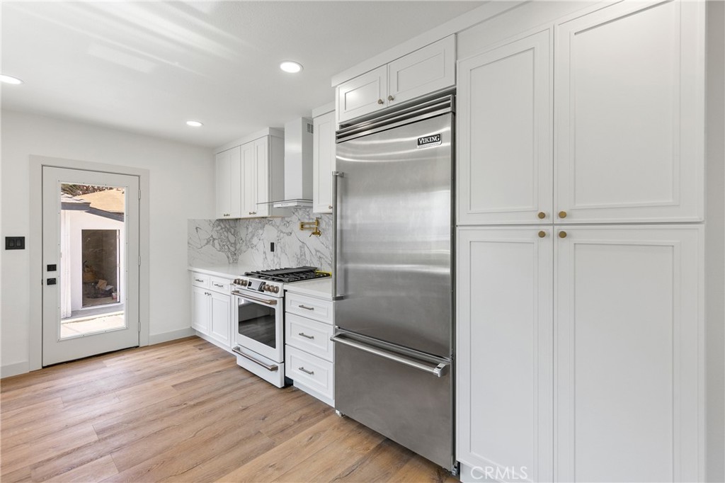 8954 Kramerwood Place