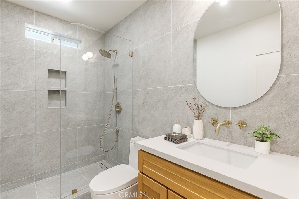 8954 Kramerwood Place