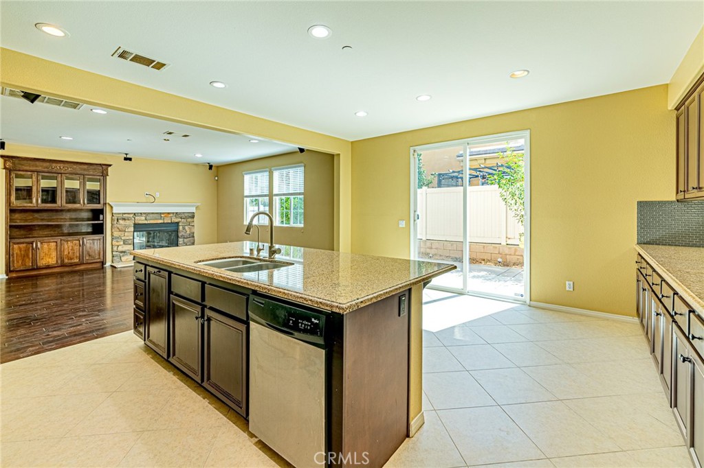 12495 Olive Lane