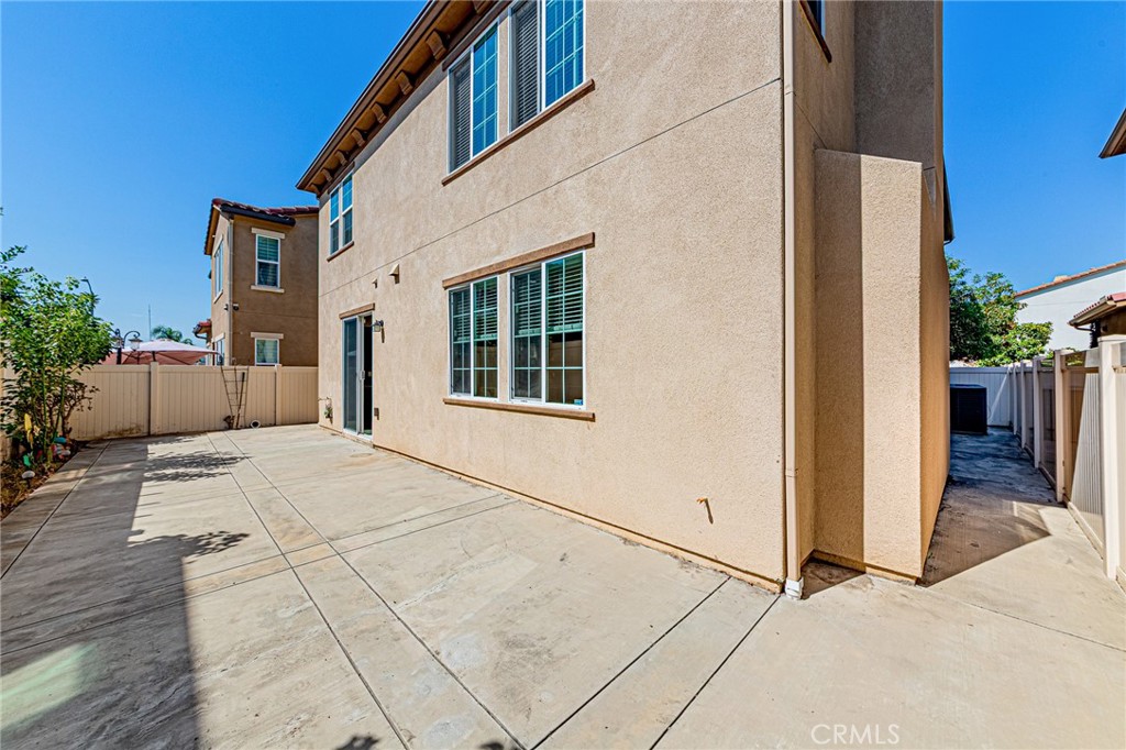 12495 Olive Lane