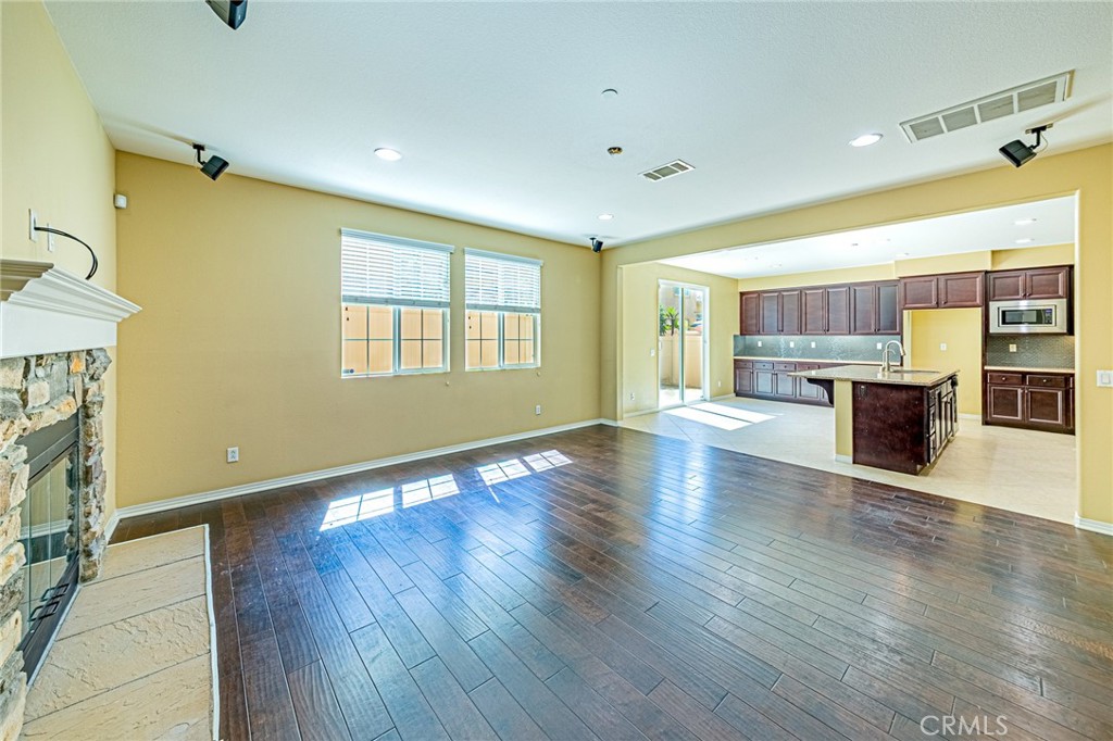 12495 Olive Lane