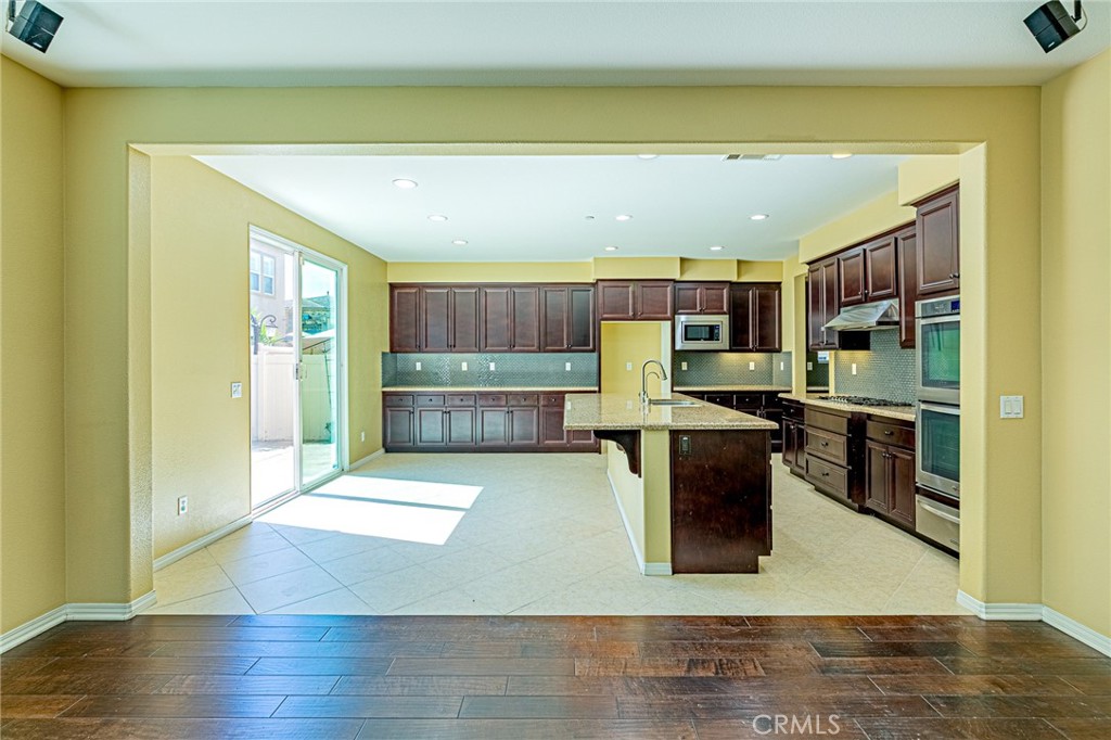 12495 Olive Lane