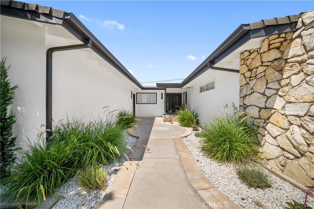 4816 Saint Andrews Avenue