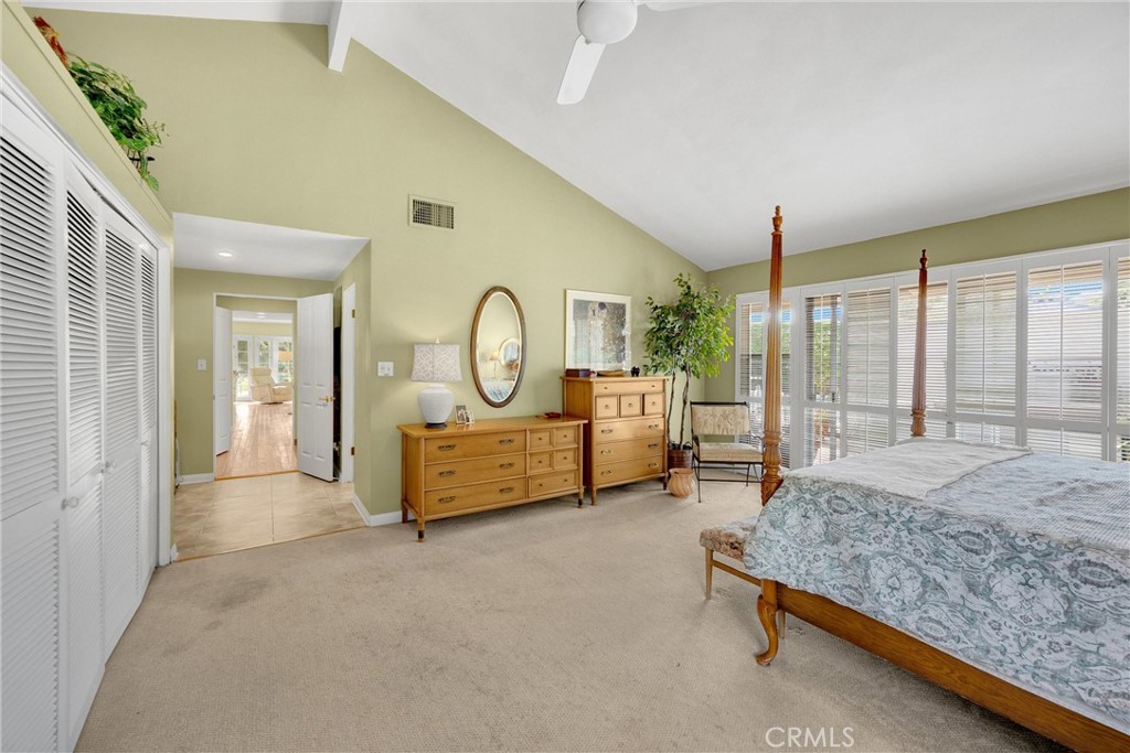 2711 Anacapa Place