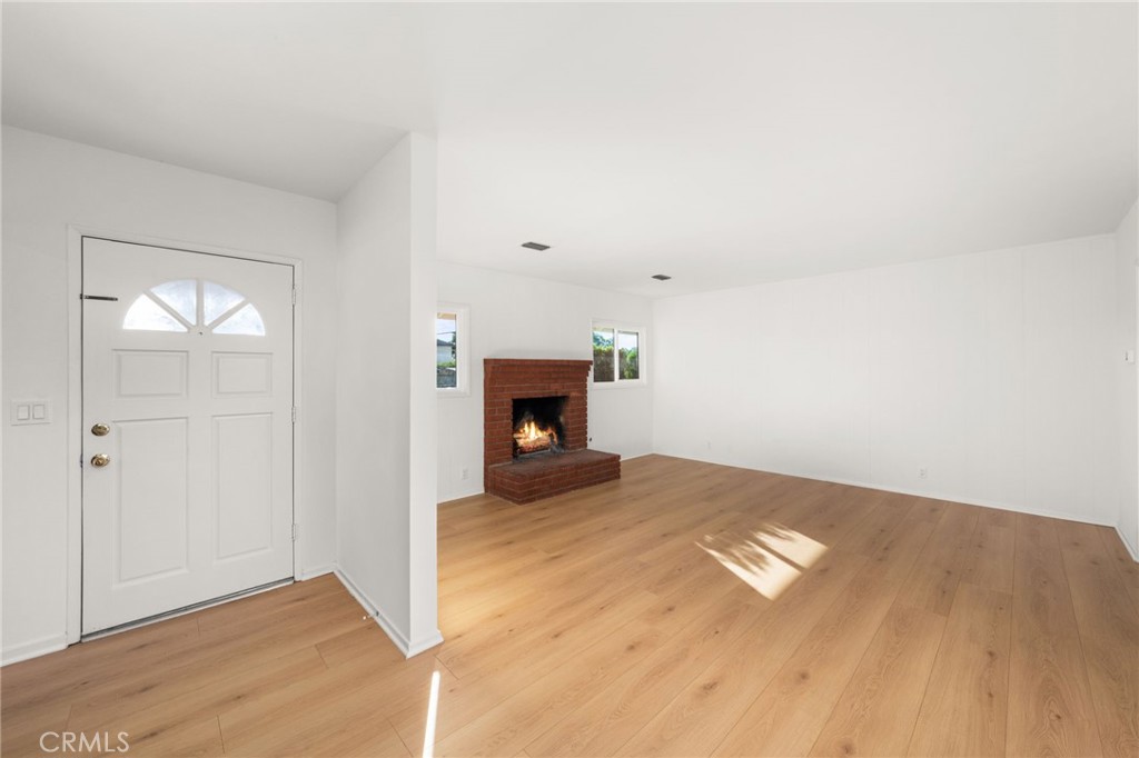 5361 Bridgeview Avenue