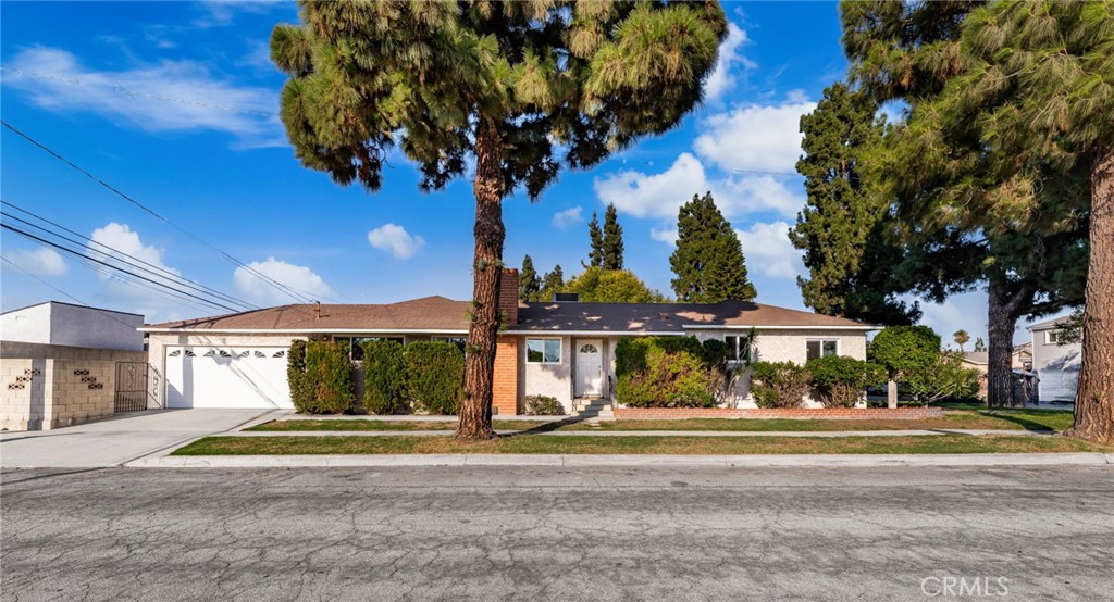 5361 Bridgeview Avenue