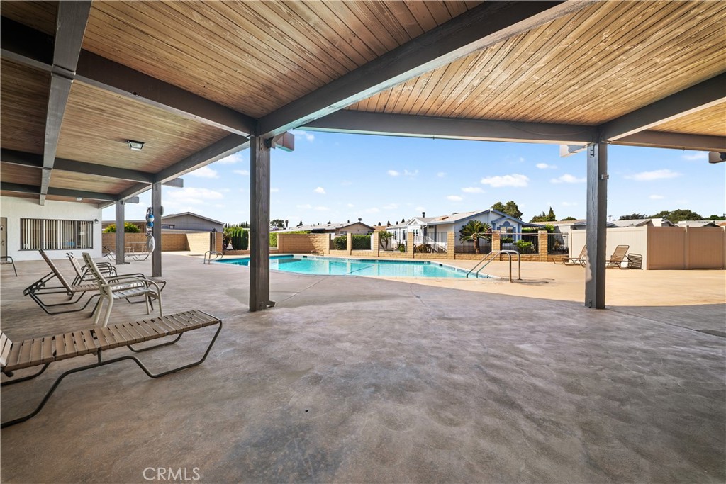 1201 W Valencia Drive 236